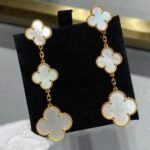 [Eternal Jewelry]CLOVER MOP 3 MOTIFS GOLD EARRINGS