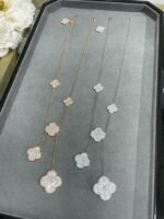 [Eternal Jewelry]CLOVER 6 MOTIF DIAMOND PAVED NECKLACE - 图片 2