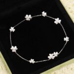 [Eternal Jewelry]FRIVOLE SILVER 9 FLOWERS NECKLACE