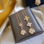 [Eternal Jewelry]COLOR BLOSSOM LARIAT NECKLACE PINK GOLD WHITE MOTHER PEARL AND DIAMOND - 图片 5