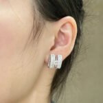 [Eternal Jewelry]H STUD EARRINGS WITH SILVER DIAMONDS - 图片 7