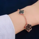 [Eternal Jewelry]CLOVER 5 MOTIF GRAY MOP  BRACELET - 图片 7